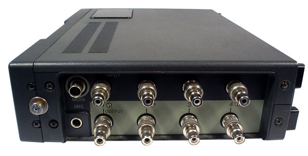 Face droite SONY PCM-R204 R-DAT 4 pistes