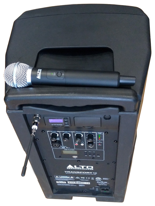 ALTO TRANSPORT 12 200W sur batterie avec micro HF main