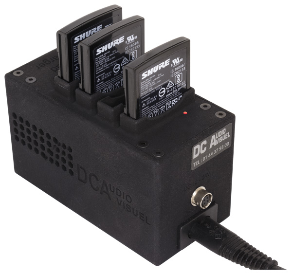 DC AUDIOVISUEL SB910M Quad Charger AC Powered