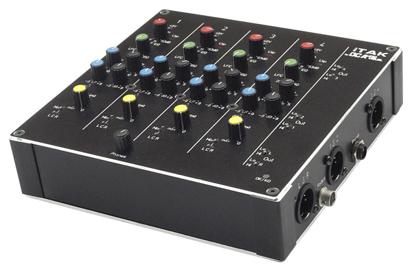 DC AUDIOVISUEL iTAK 4 Inputs 4 Outputs Stereo Preamps