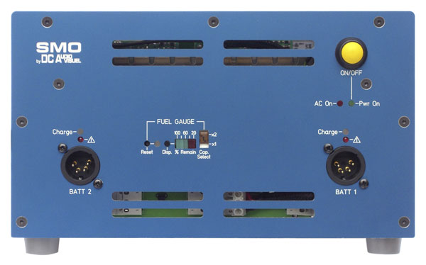 Face avant DC AUDIOVISUEL SMO station d'alimentation