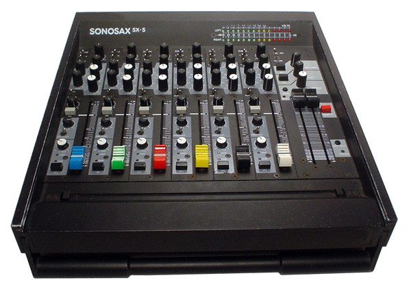 SONOSAX SX-S6 console stéréo 6 entrées