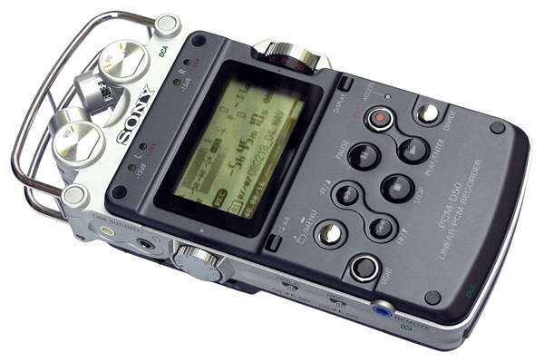 SONY PCM-D50 Stereo Built-In Microphones Microphones in XY Setup
