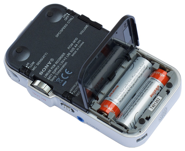 SONY PCM-M10 Stereo Built-In Microphones Back Site with Battery Compartement