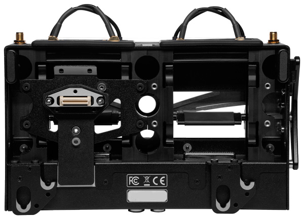 Face inférieure SOUND DEVICES SL-2 + antennes directives